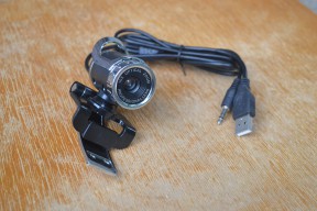 Купить Веб камера для ПК с микрофоном, регулируемый фокус detaluhi.ho.ua Интернет магазин в Каменец-Подольском, устройства, радиодетали, интсрументы.