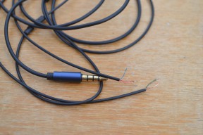 Купить Аудио кабель для ремонта наушников, черный, синий штекер, 4 полюса detaluhi.ho.ua Интернет магазин в Каменец-Подольском, устройства, радиодетали, интсрументы.