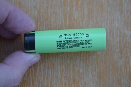 Купить Литий-ионная аккумуляторная батарея 18650 3.7 В - с выводами detaluhi.ho.ua Интернет магазин в Каменец-Подольском, устройства, радиодетали, интсрументы.