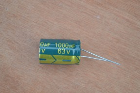 Купить Электролитические конденсаторы 10000 мкф x 63 В - 25x16 мм 105 °C detaluhi.ho.ua Интернет магазин в Каменец-Подольском, устройства, радиодетали, интсрументы.