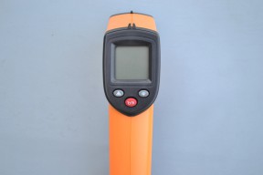 Купить GM320 бесконтактный ИК лазерный цифровой термометр от -50 до 380 градусов detaluhi.ho.ua Интернет магазин в Каменец-Подольском, устройства, радиодетали, интсрументы.