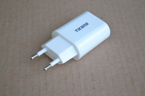 Купить Зарядное устройство от 1xUSB порта Tikono 5В 2А - белый detaluhi.ho.ua Интернет магазин в Каменец-Подольском, устройства, радиодетали, интсрументы.