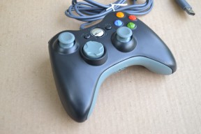 Купить Проводной геймпад для Xbox 360 и PC (серые кнопки) detaluhi.ho.ua Интернет магазин в Каменец-Подольском, устройства, радиодетали, интсрументы.